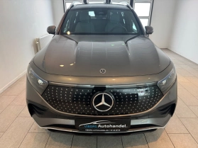 Mercedes EQB250+