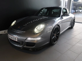 Porsche 911 Carrera